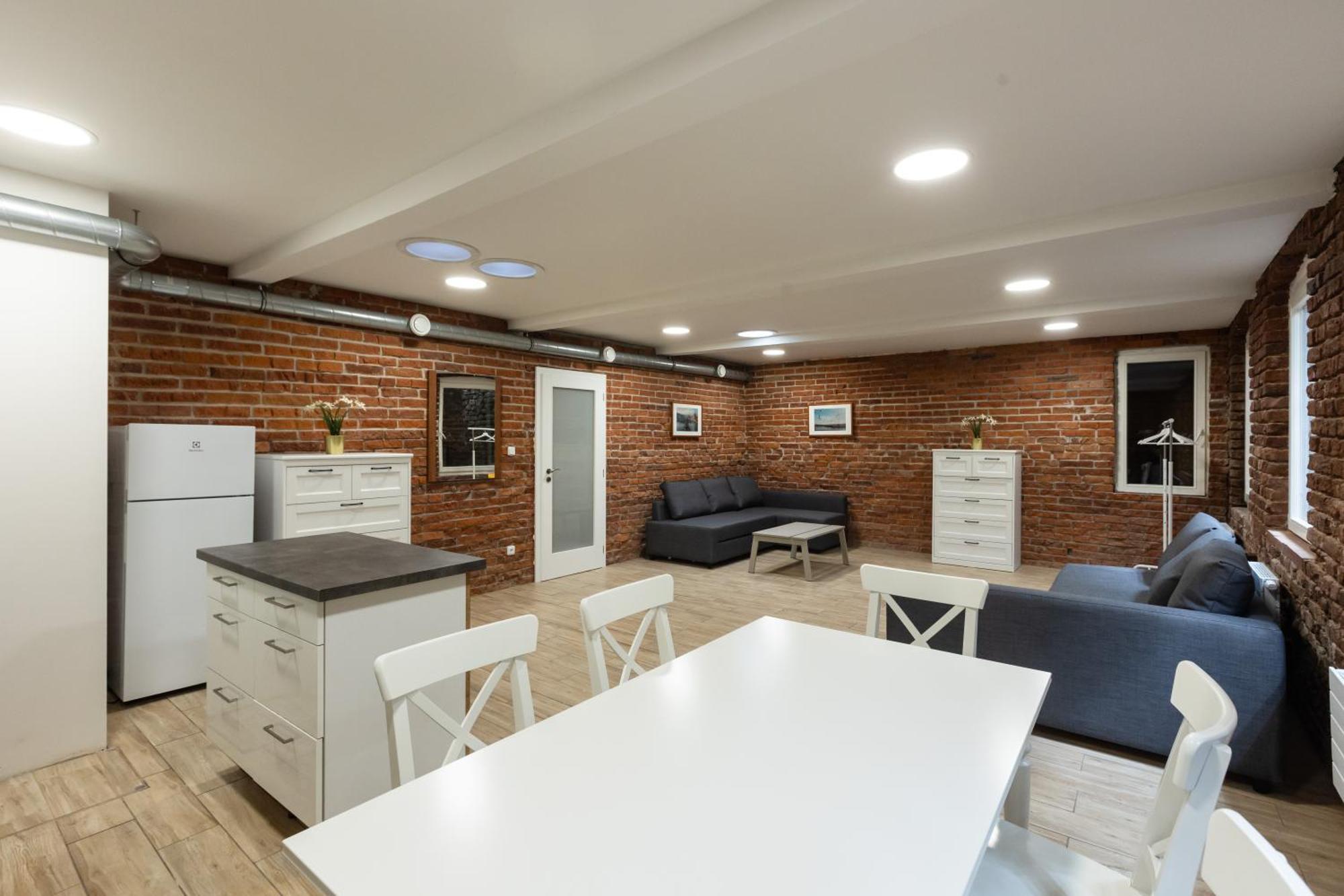 Spacious Apartment In Quiet Courtyard Near Charles Bridge Prague Exterior photo